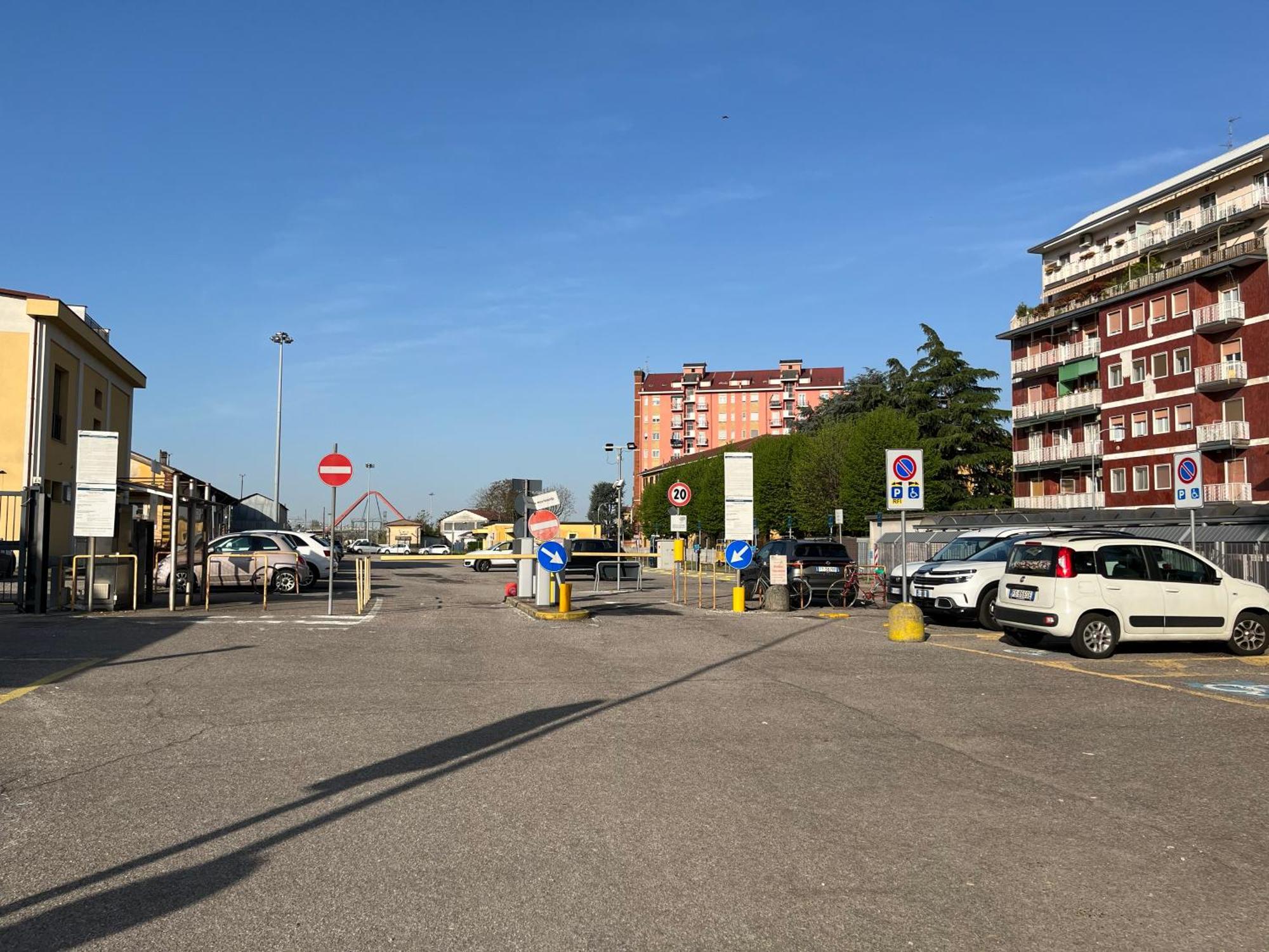 Pole Position Rho Milano - Strategic To City, Fair, Mind, San Siro Exterior photo